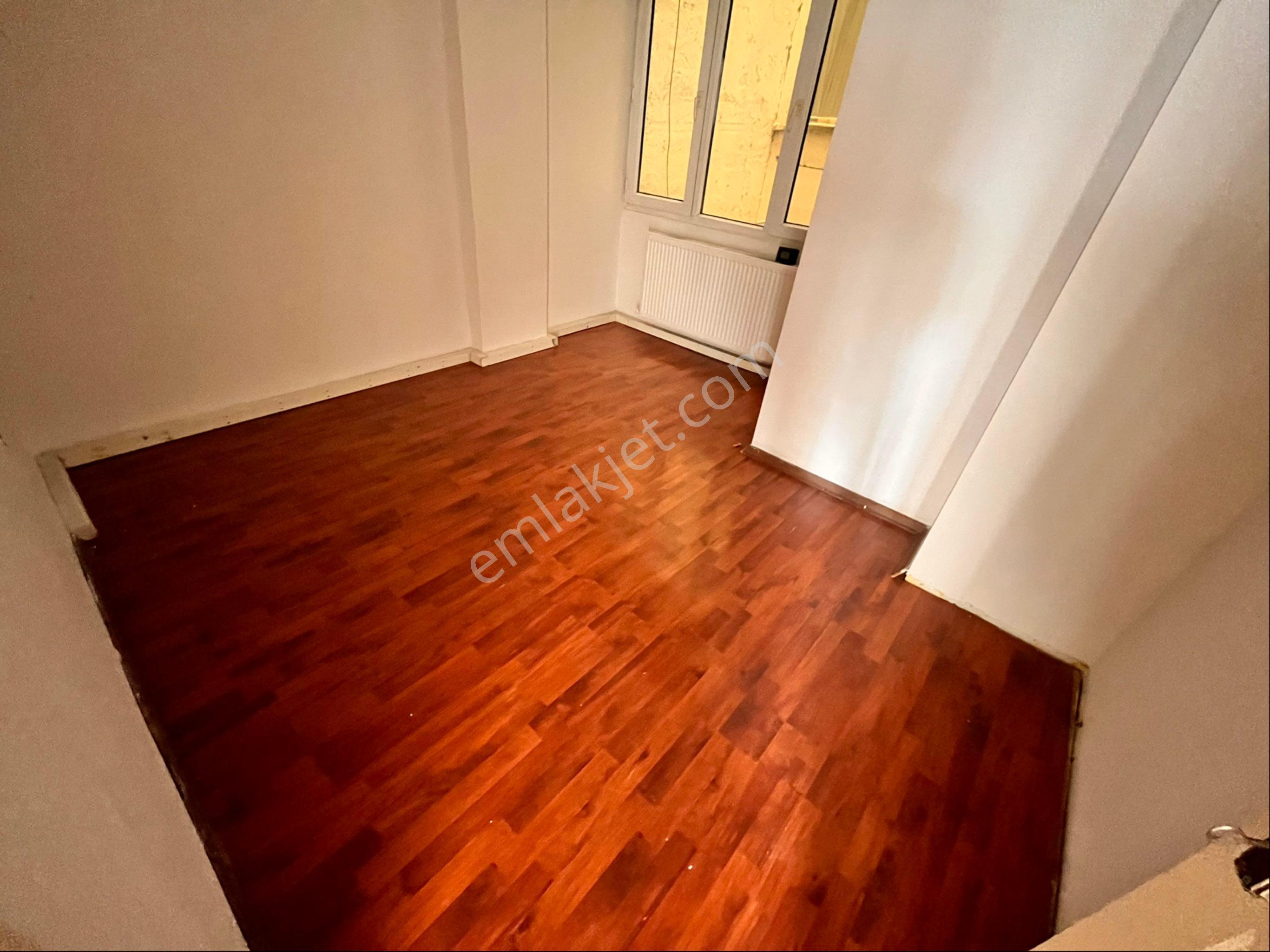 Betonyol Caddede 2+1 90m2 Temiz Bakımlı Arakat Daire - Görsel 18