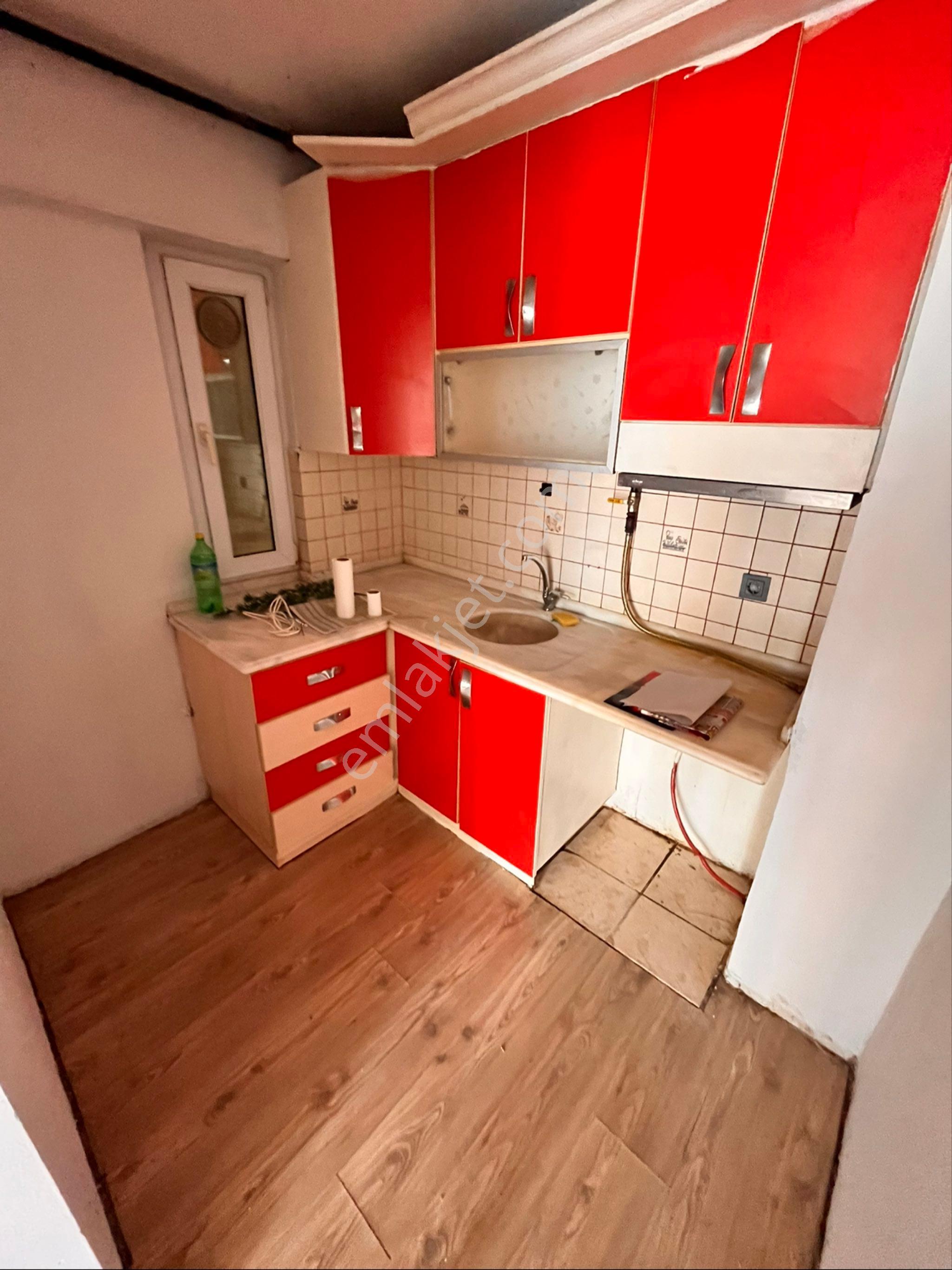 Betonyol Caddede 2+1 90m2 Temiz Bakımlı Arakat Daire - Görsel 12