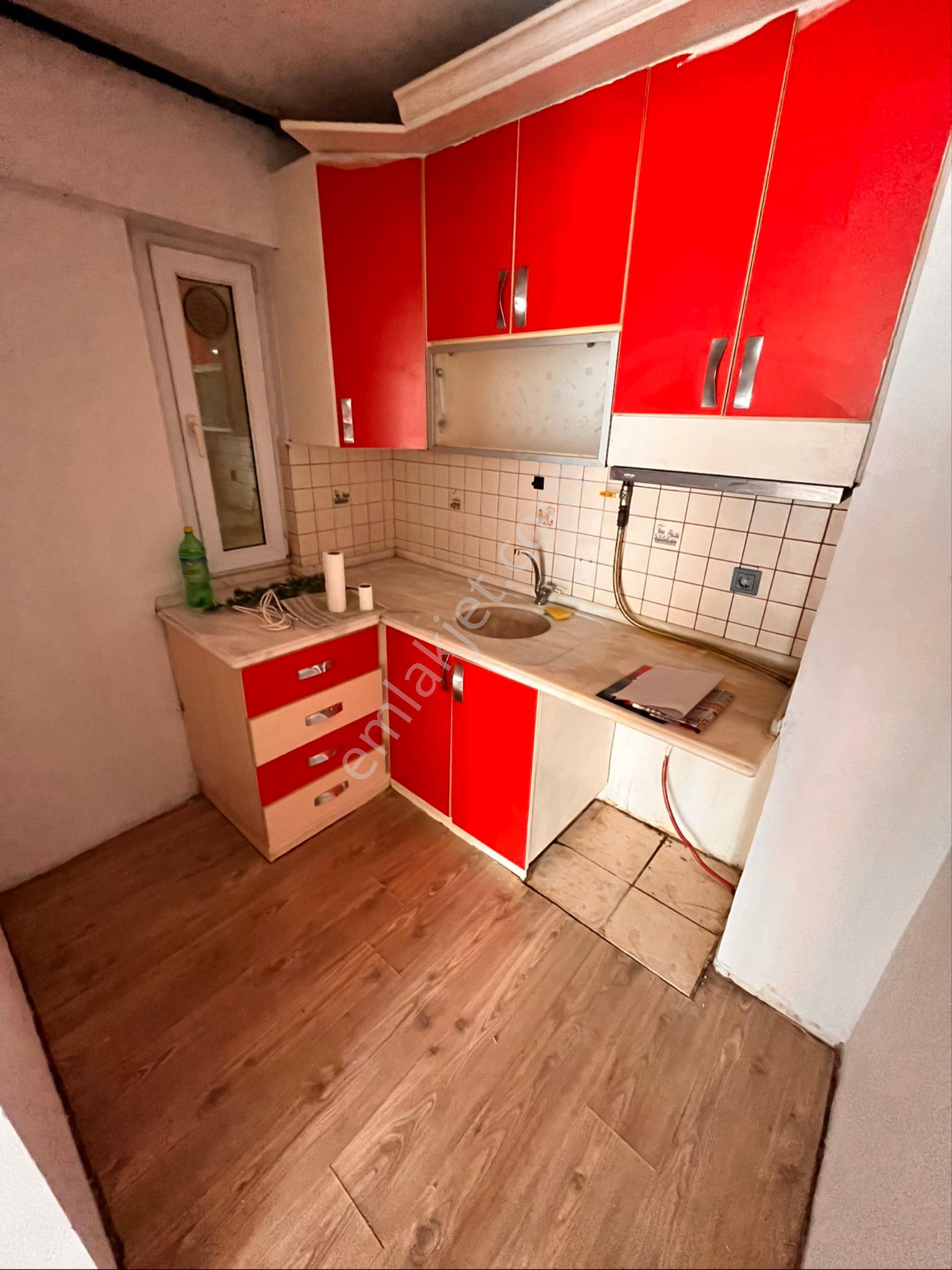 Betonyol Caddede 2+1 90m2 Temiz Bakımlı Arakat Daire - Görsel 9
