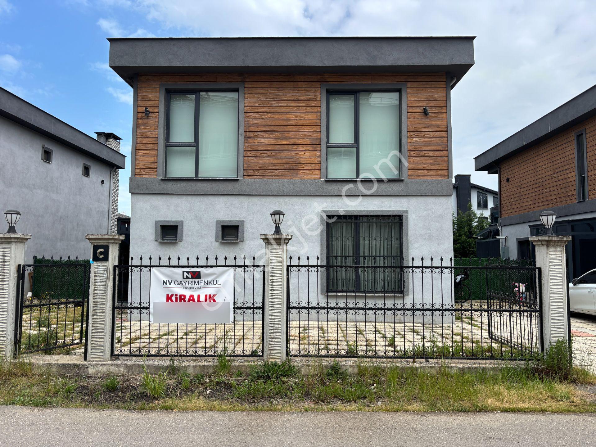 Körpeşler Mahallesi Yeşilkent 2 Sitesi’nde 4+1 200 M² Kiralık Tekil Villa - Görsel 3