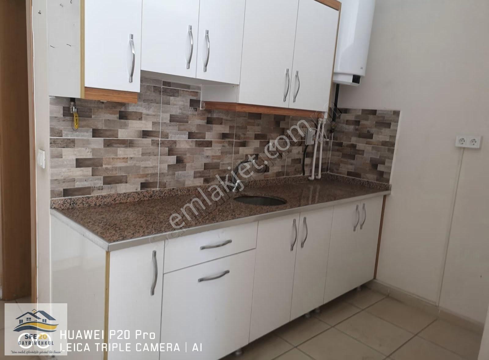 Denizli İlbade'de Cadde Üstünde Kiralık 140 M2 Dükkan