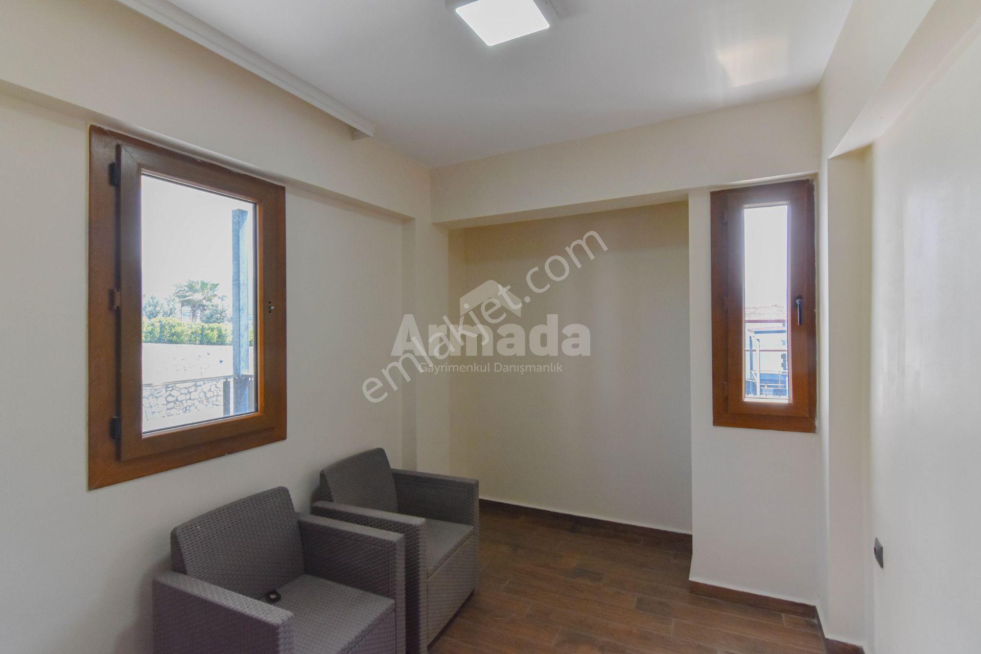 Kuşadası Caferli'de Havuzlu Sitede Geniş Yaşam Alanı 5+1 Villa - Görsel 20