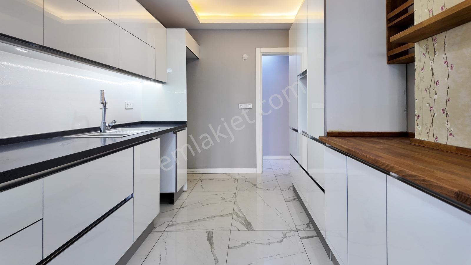 Aydın Efeler Girne Mahallesi Geniş Teraslı Kiralık Daire - Görsel 20