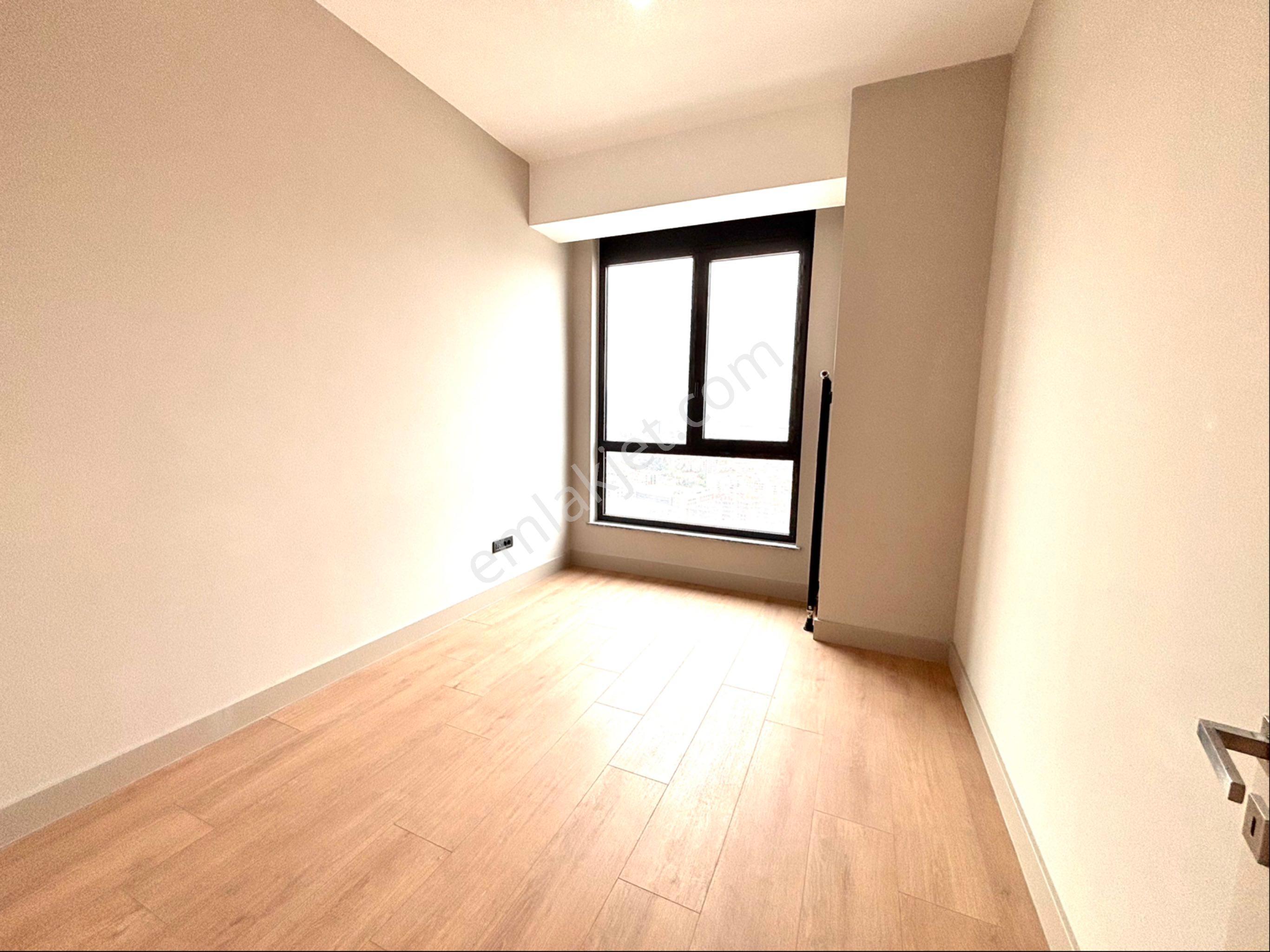 Evora İzmir 24. Katta Panoramik Manzaralı Lüks 2+1 - Görsel 11