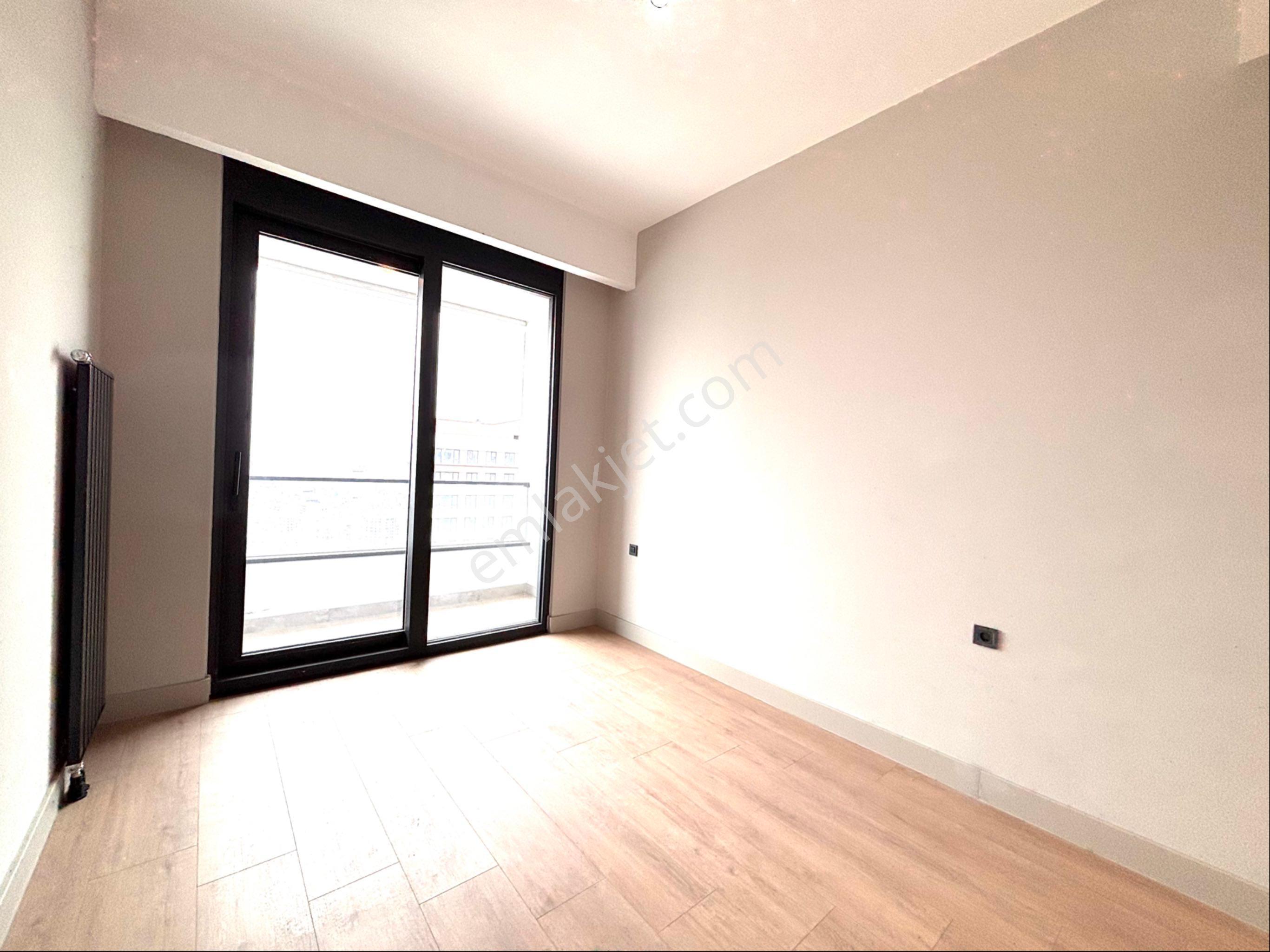 Evora İzmir 24. Katta Panoramik Manzaralı Lüks 2+1 - Görsel 2