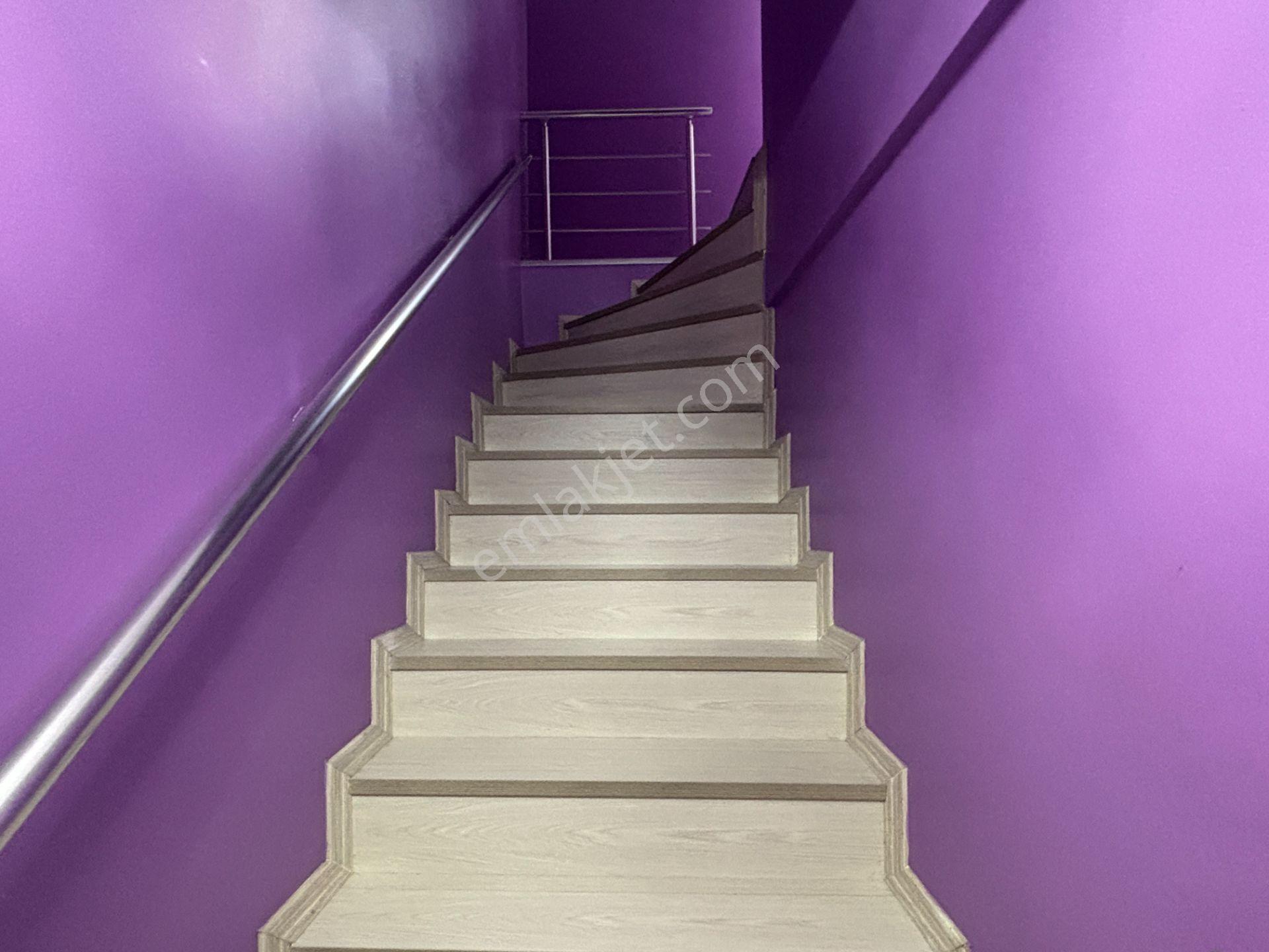 Cedidiye Mahallesi’nde Şömineli, Teraslı 4+1 220 M² Satılık Dubleks Daire - Görsel 21