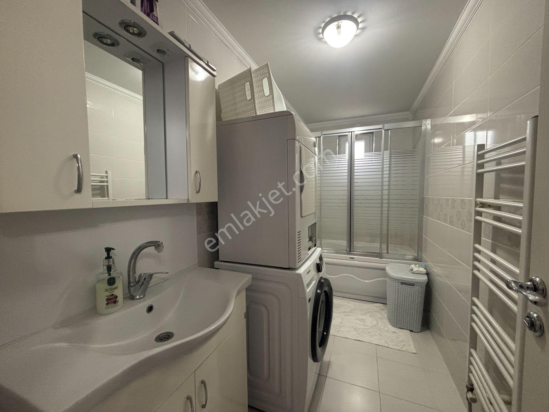 Cedidiye Mahallesi’nde Şömineli, Teraslı 4+1 220 M² Satılık Dubleks Daire - Görsel 27