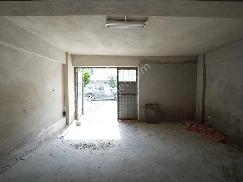 C21 Cius; Küçük Kumlada Satılık 30m² Garaj - Görsel 4