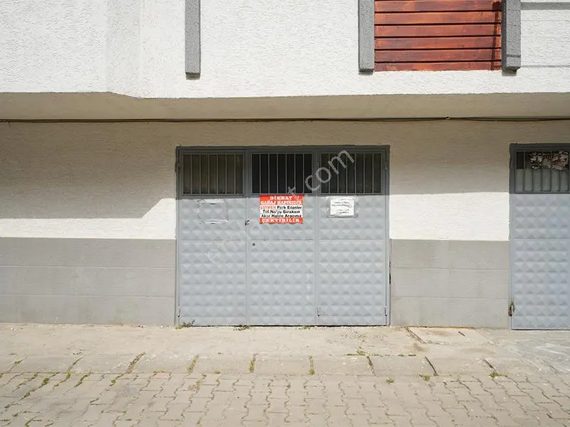 C21 Cius; Küçük Kumlada Satılık 30m² Garaj - Görsel 2