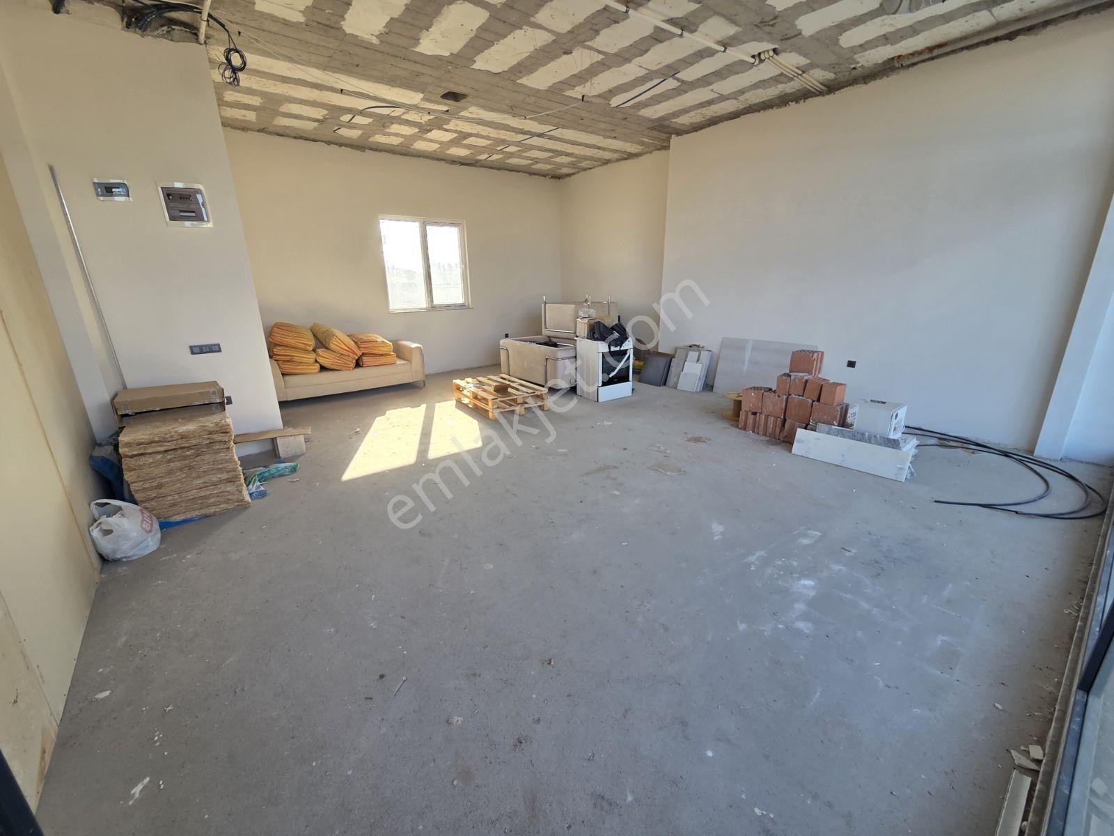 A. Menderes Cad. Kiralık Bacalı 100 M2 İşyeri - Görsel 5