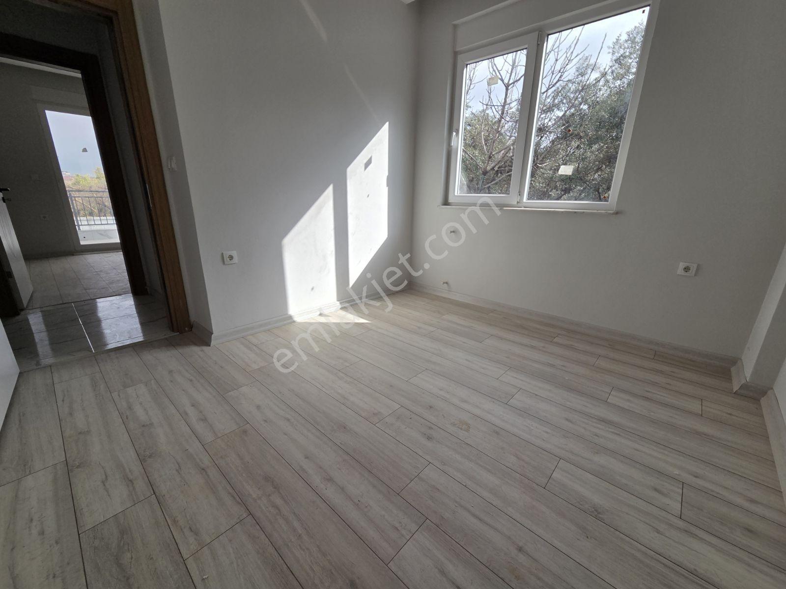 Bahçeyaka'da Satılık Y. Giriş Geniş Yeni Daire - Görsel 14