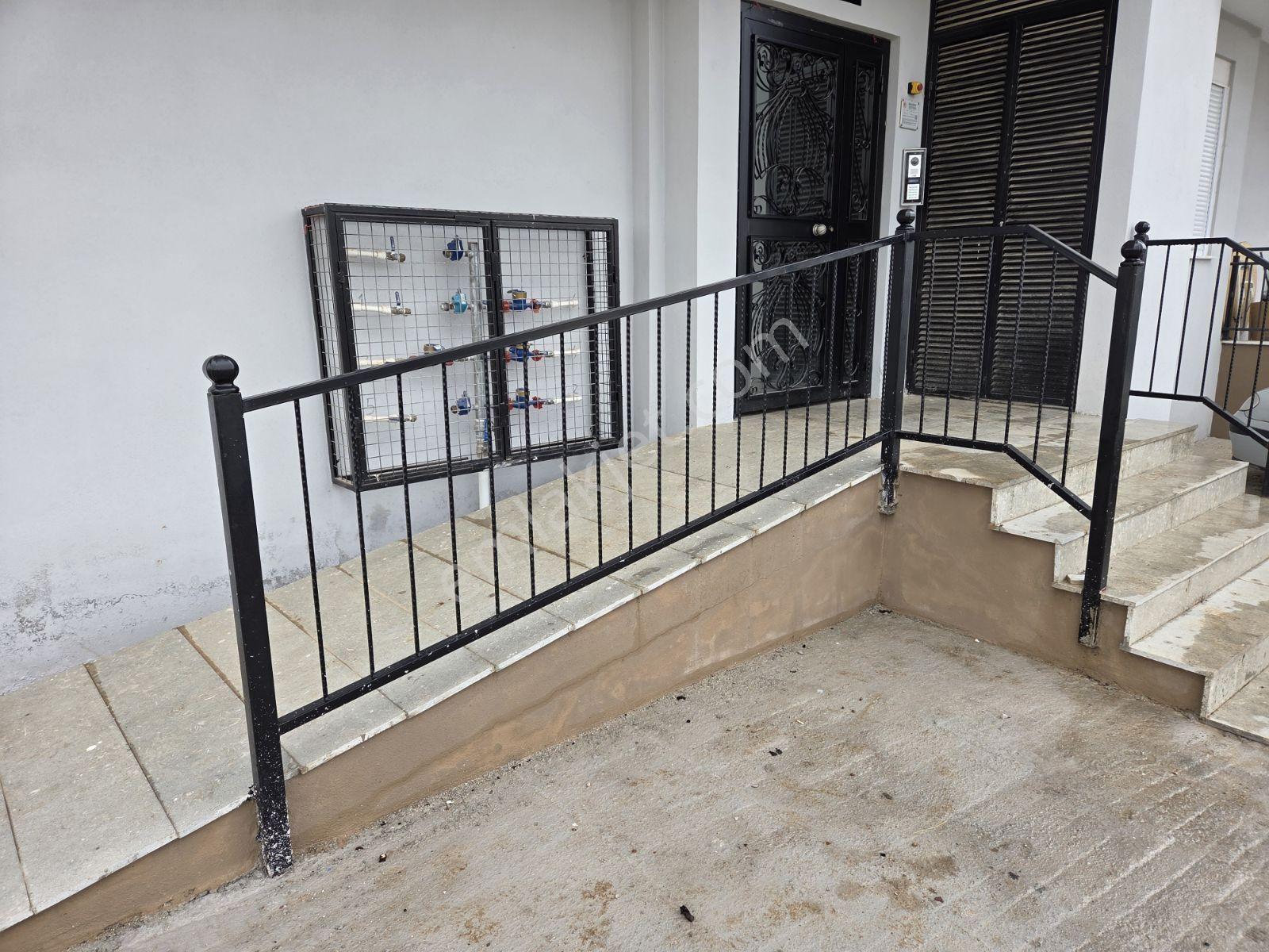 Bahçeyaka'da Satılık Y. Giriş Geniş Yeni Daire - Görsel 11