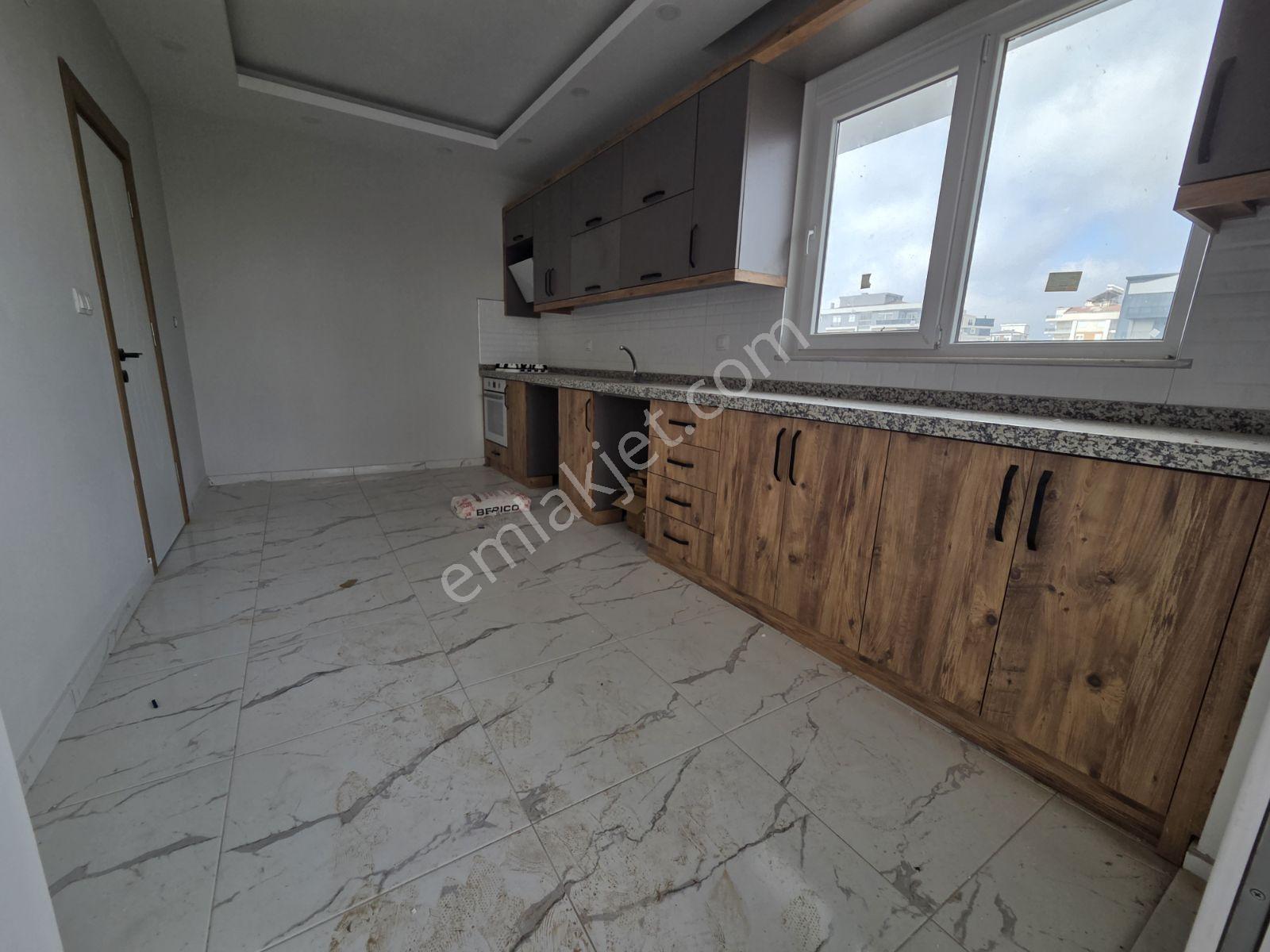 Bahçeyaka'da Satılık Y. Giriş Geniş Yeni Daire - Görsel 2