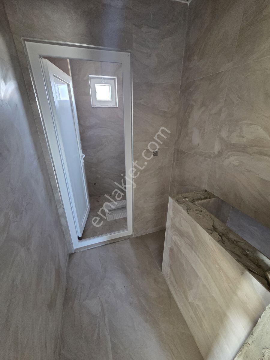Döşemealtı Sanayisinde Kiralık 900 M2 İşyeri - Görsel 3
