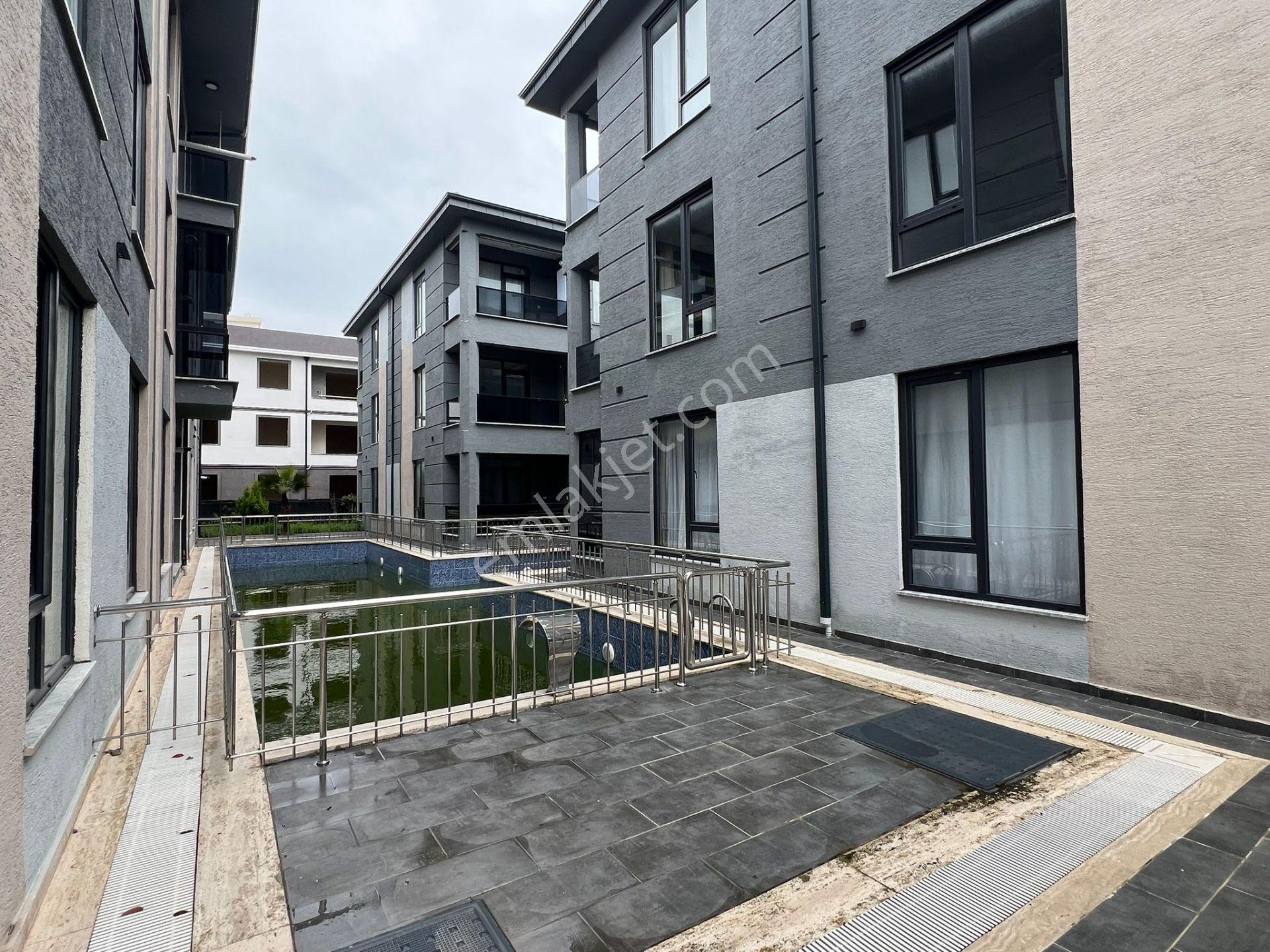 Havuzlu Sitede ^^sıfır 2+1 Daire^^3.kat Denize Yakın - Görsel 5