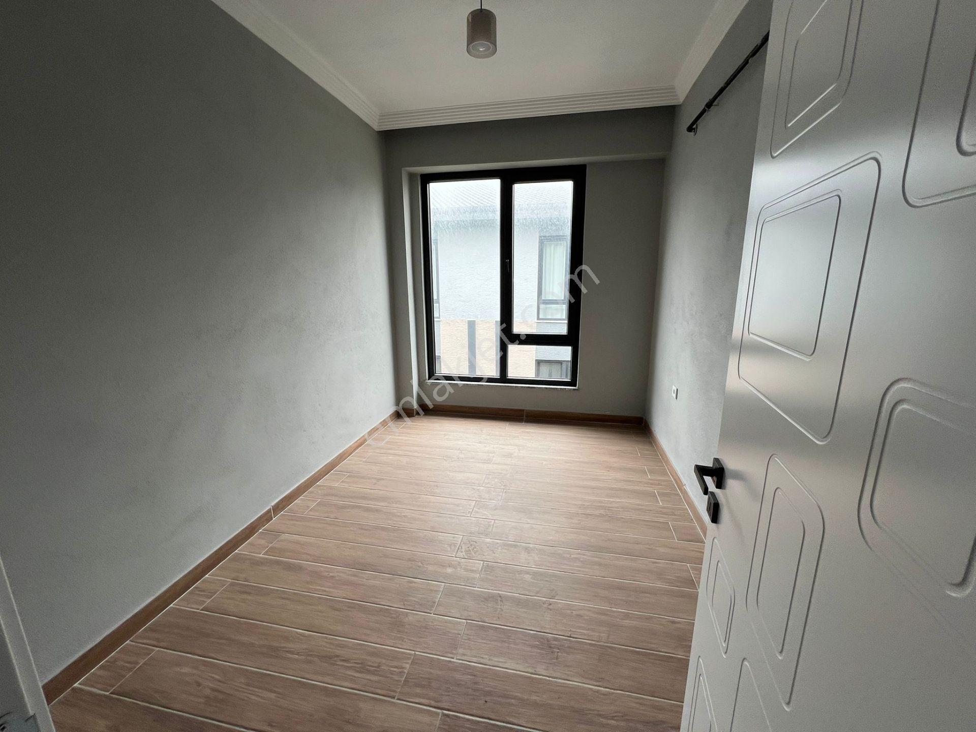 Havuzlu Sitede ^^sıfır 2+1 Daire^^3.kat Denize Yakın - Görsel 23