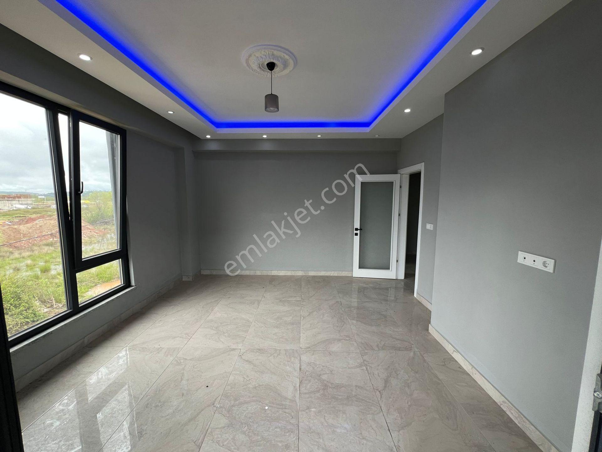 Havuzlu Sitede ^^sıfır 2+1 Daire^^3.kat Denize Yakın - Görsel 19