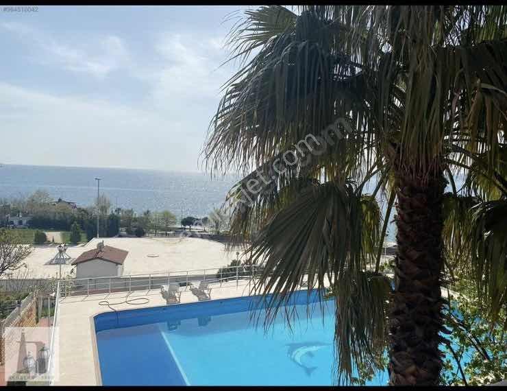 Hem Deniz Hem Havuz Manzaralı Site İçerisinde Kiralık Villa