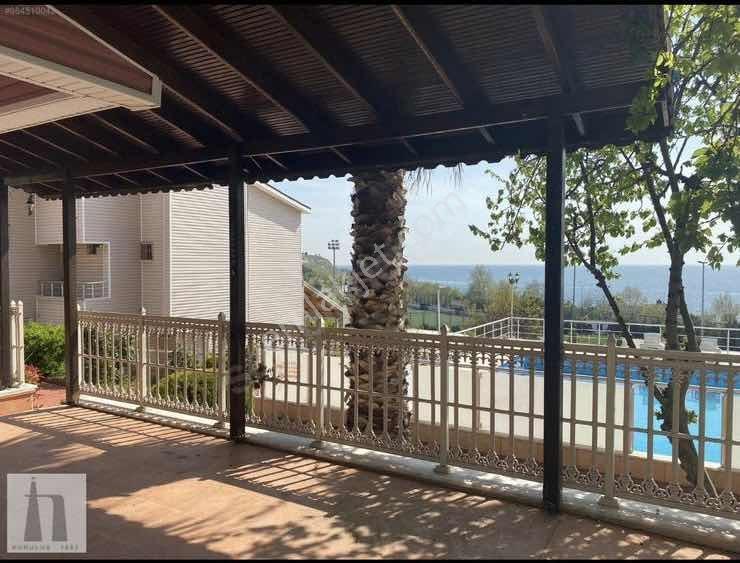 Hem Deniz Hem Havuz Manzaralı Site İçerisinde Kiralık Villa - Görsel 14