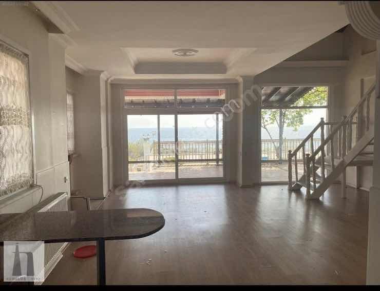 Hem Deniz Hem Havuz Manzaralı Site İçerisinde Kiralık Villa - Görsel 3