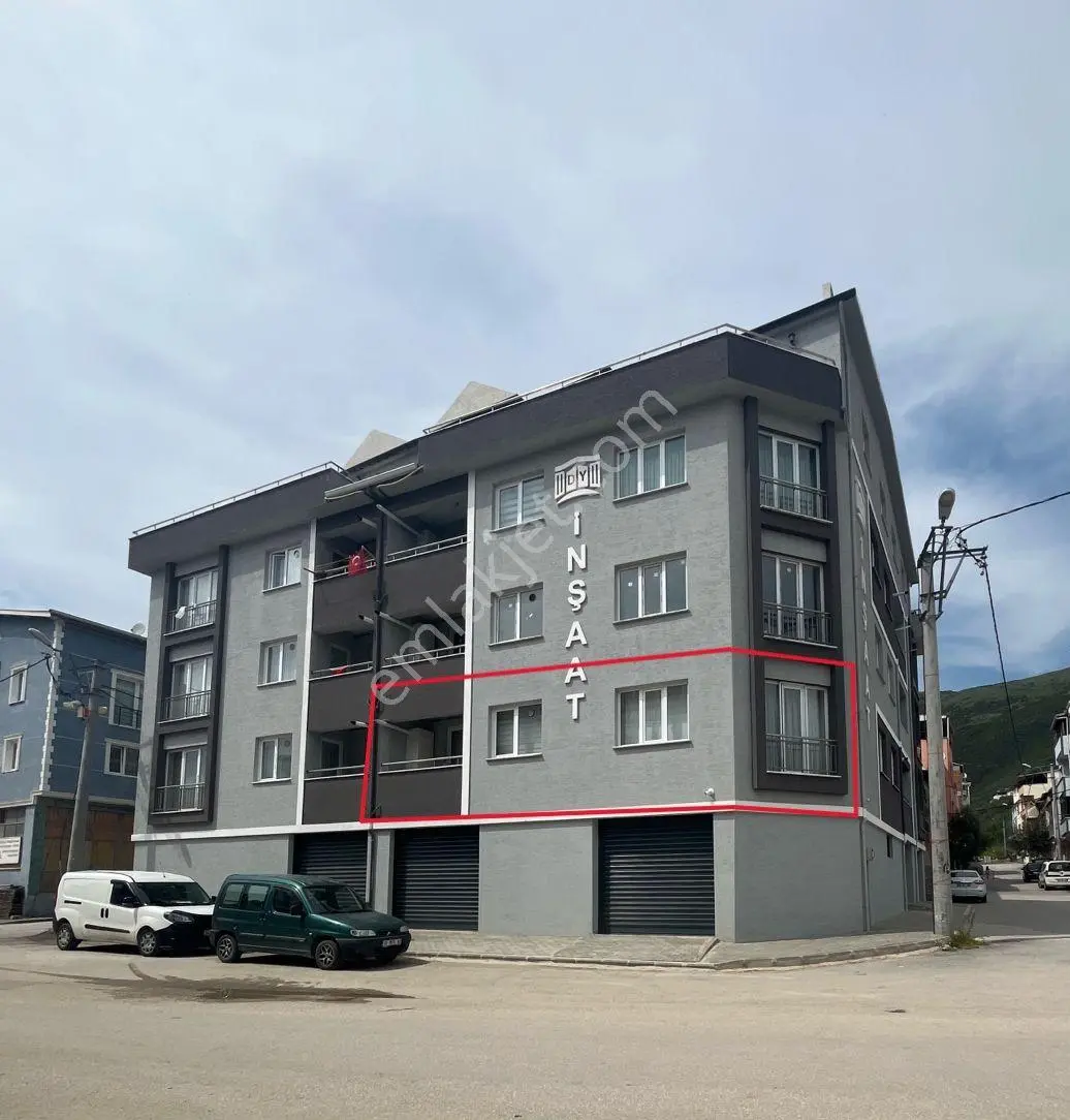 C21 Cius; Yeni Yerleşim Bölgesinde İki Cepheli 3+1 Daire