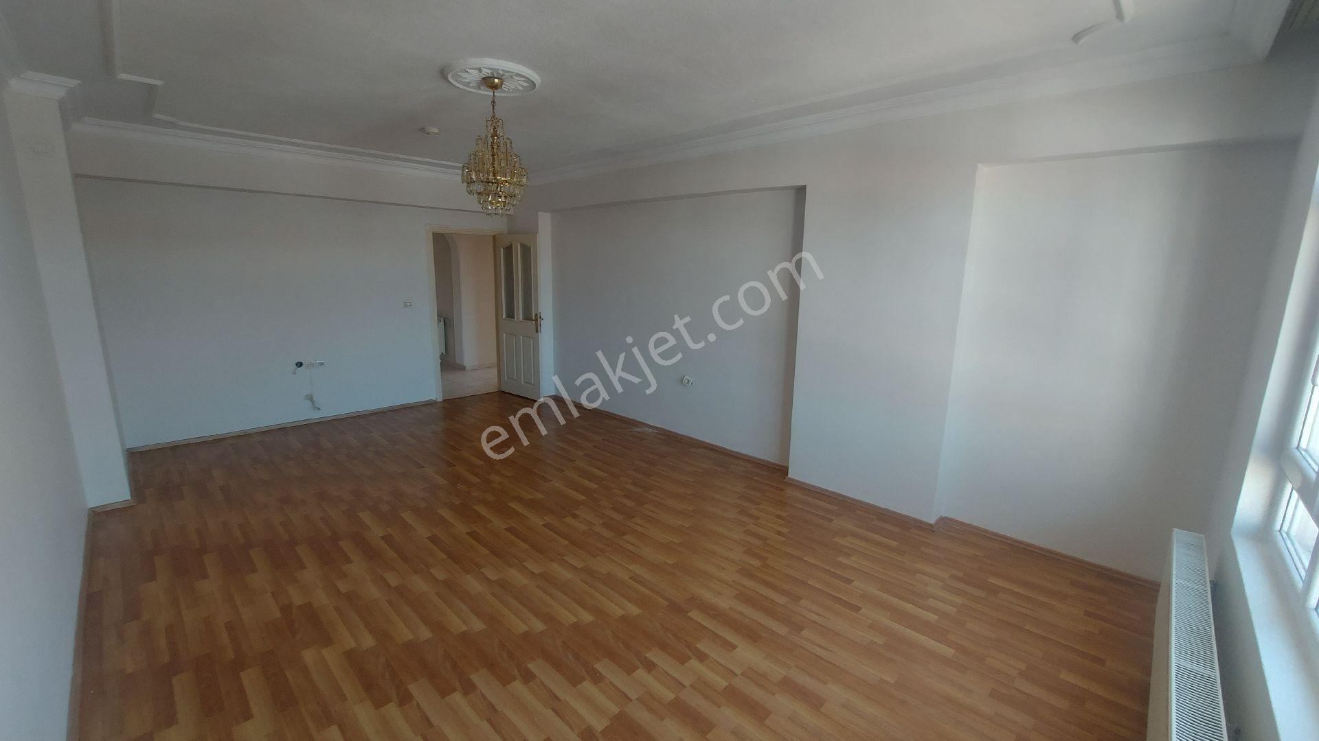 Tuzluçayır Şahintepe Arasında 3+1 Katta 130m2 Daire - Görsel 4