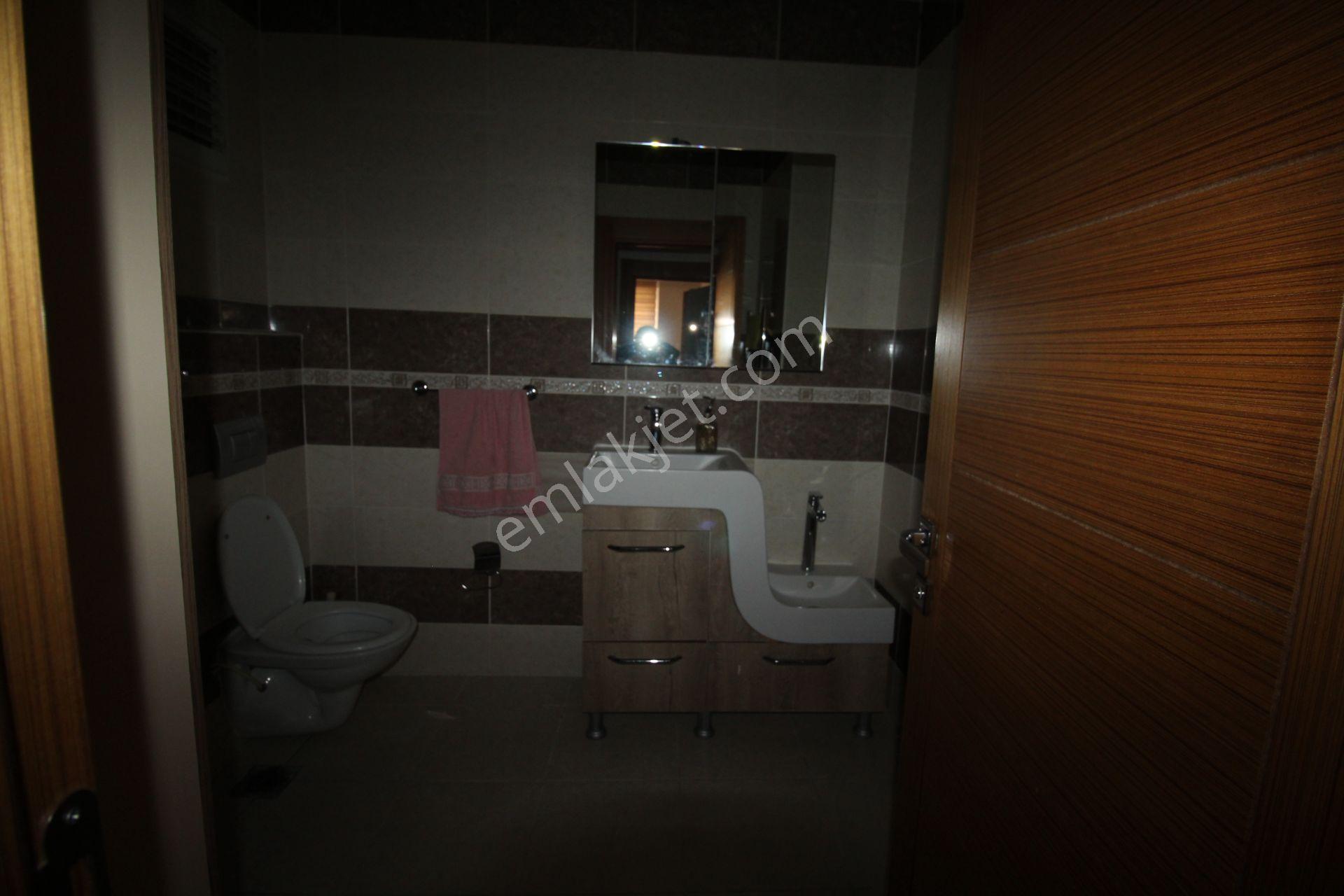 Aksaray Çerdiğin Mahallesinde Kiralık 3+1 Eşyalı Daire - Görsel 15