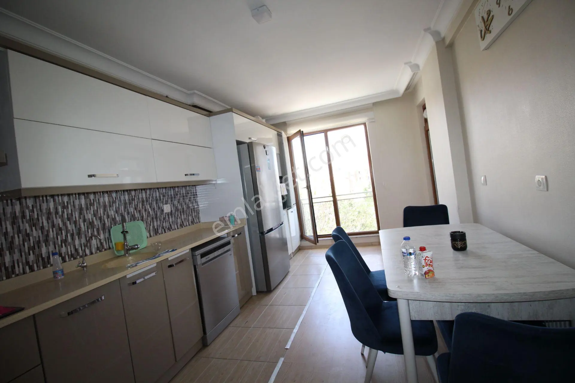 Aksaray Çerdiğin Mahallesinde Kiralık 3+1 Eşyalı Daire - Görsel 5