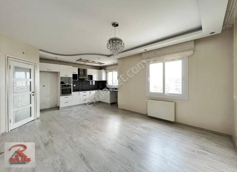Menteş Mahallesi'nde Prestijli Site İçerisinde 4+1 Satılık Daire - Görsel 4