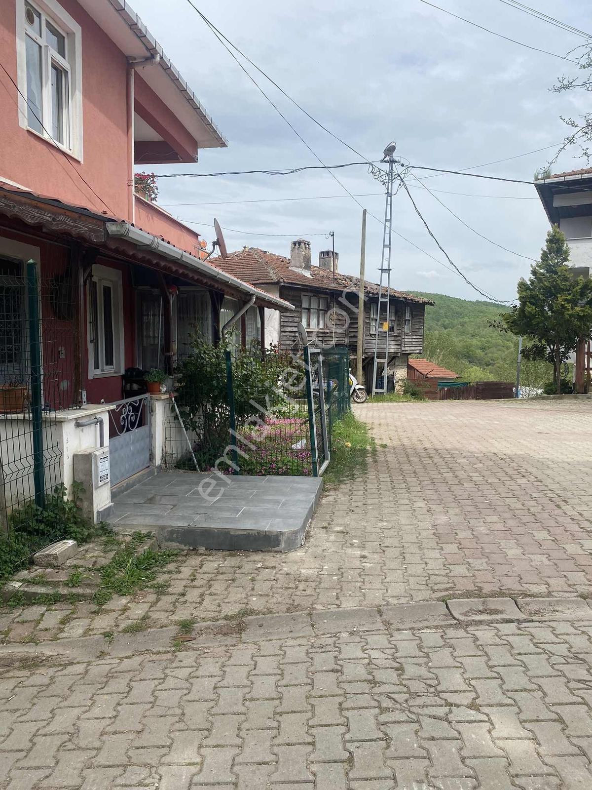 Şile/karabeyli Köy İçi İmarlı Elektrik/su/d.gaz Tek Tapu 395m2 - Görsel 14