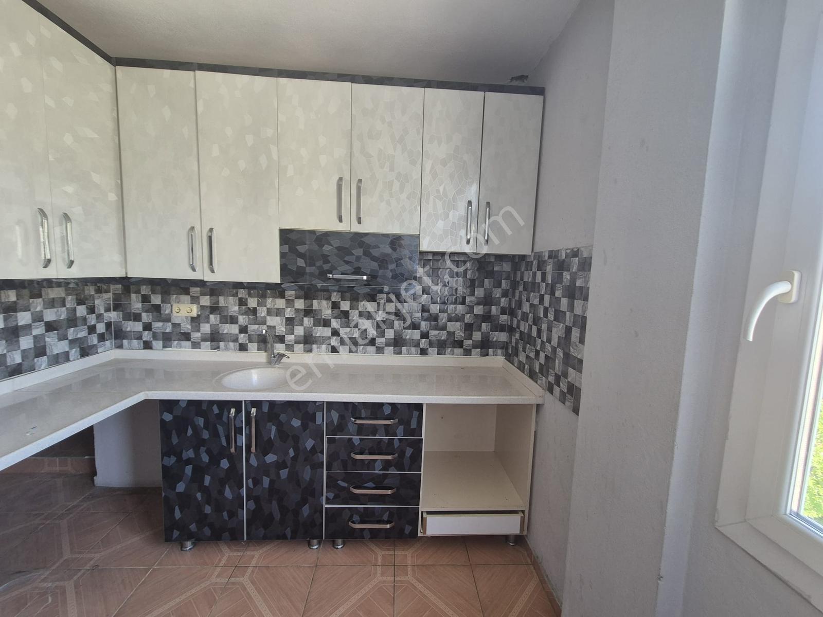 Kiralık Yeşilyurt Mh 5 Katlı Binanın 3 Cü Katı Kiralık - Görsel 22