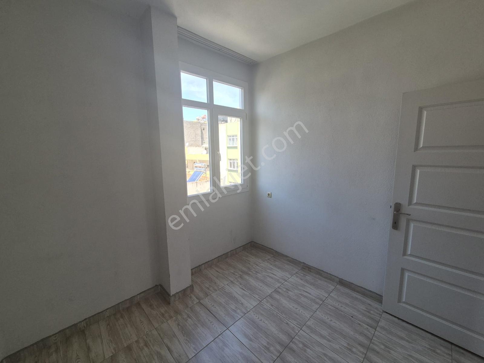 Kiralık Yeşilyurt Mh 5 Katlı Binanın 3 Cü Katı Kiralık - Görsel 6
