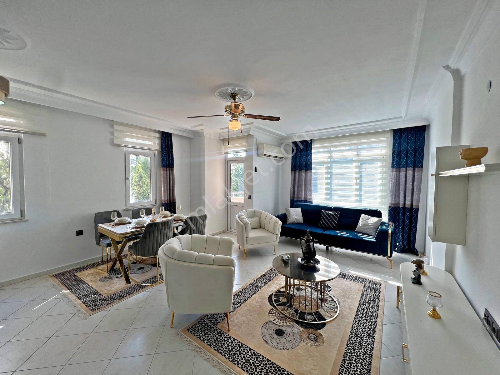 Alanya Cumhuriyette Satılık 2+1 Denize Yakın Lüks Eşyalı Daire - Görsel 28
