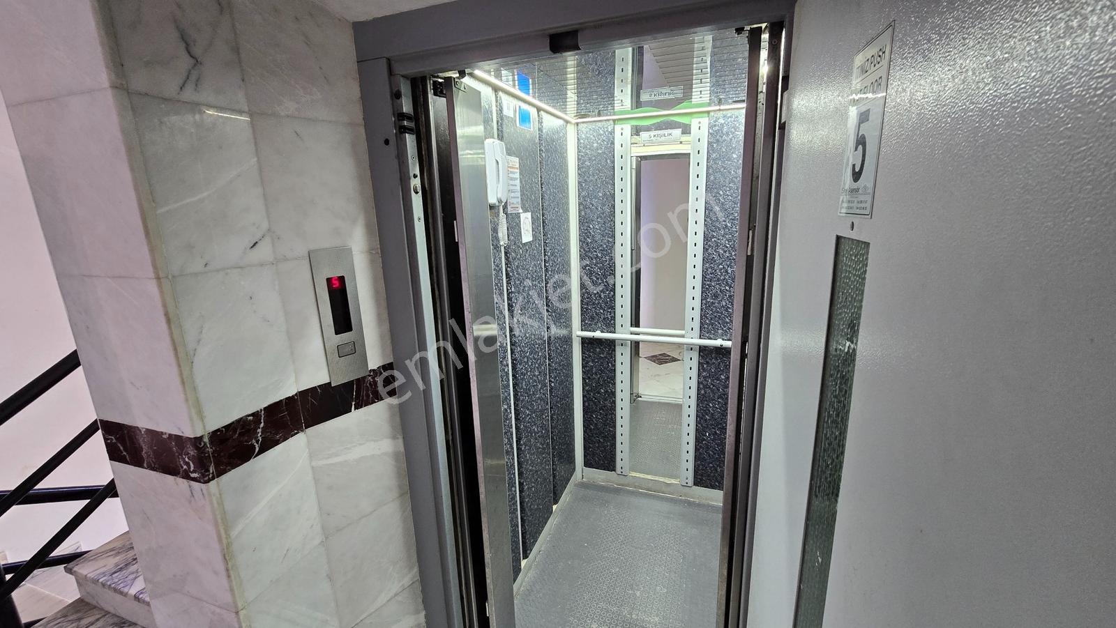 Alanya Güllerpınarı Site İçi 3+1 Eşyalı Kiralık Daire - Görsel 30