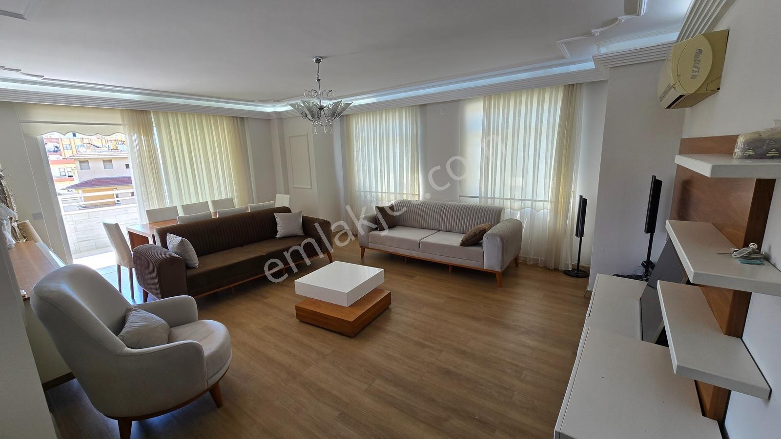 Alanya Güllerpınarı Site İçi 3+1 Eşyalı Kiralık Daire - Görsel 9