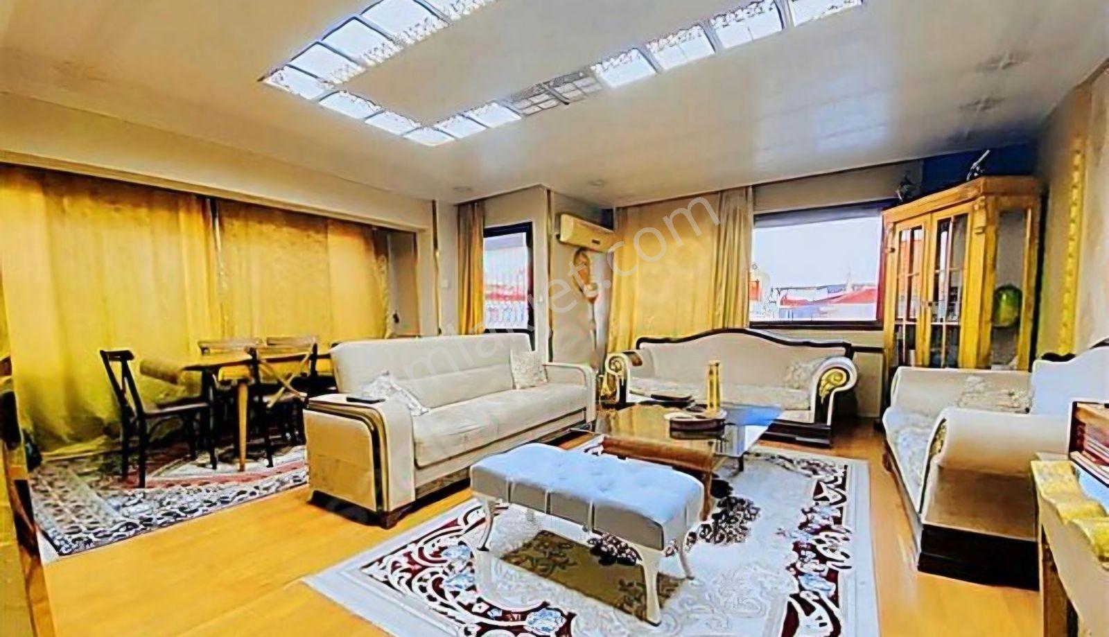 Alsancak Şair Eşref Bulvarı Üstünde Tadilatlı Satılık Daire - Görsel 4