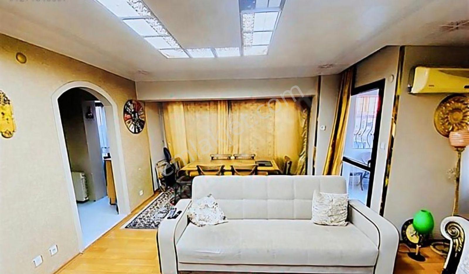 Alsancak Şair Eşref Bulvarı Üstünde Tadilatlı Satılık Daire - Görsel 8