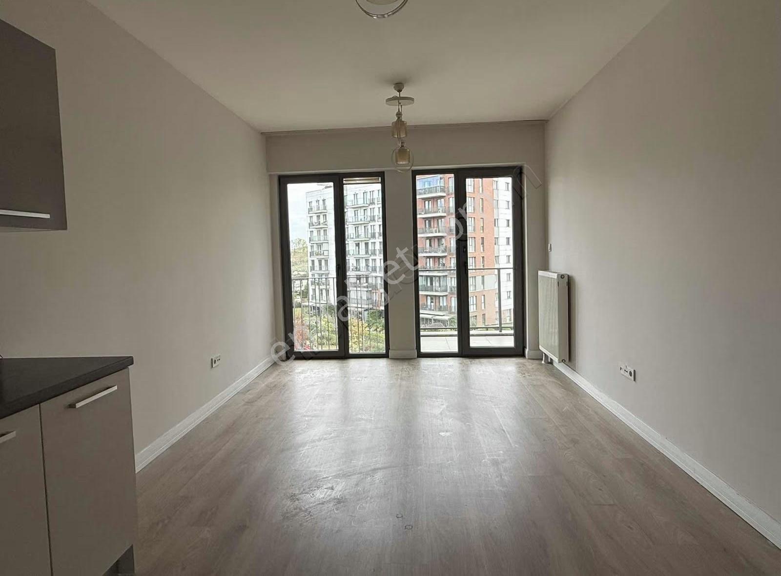 Suryapı Gölbahçe Uzmanı Suna Çakmak'tan Kiralık - Görsel 7