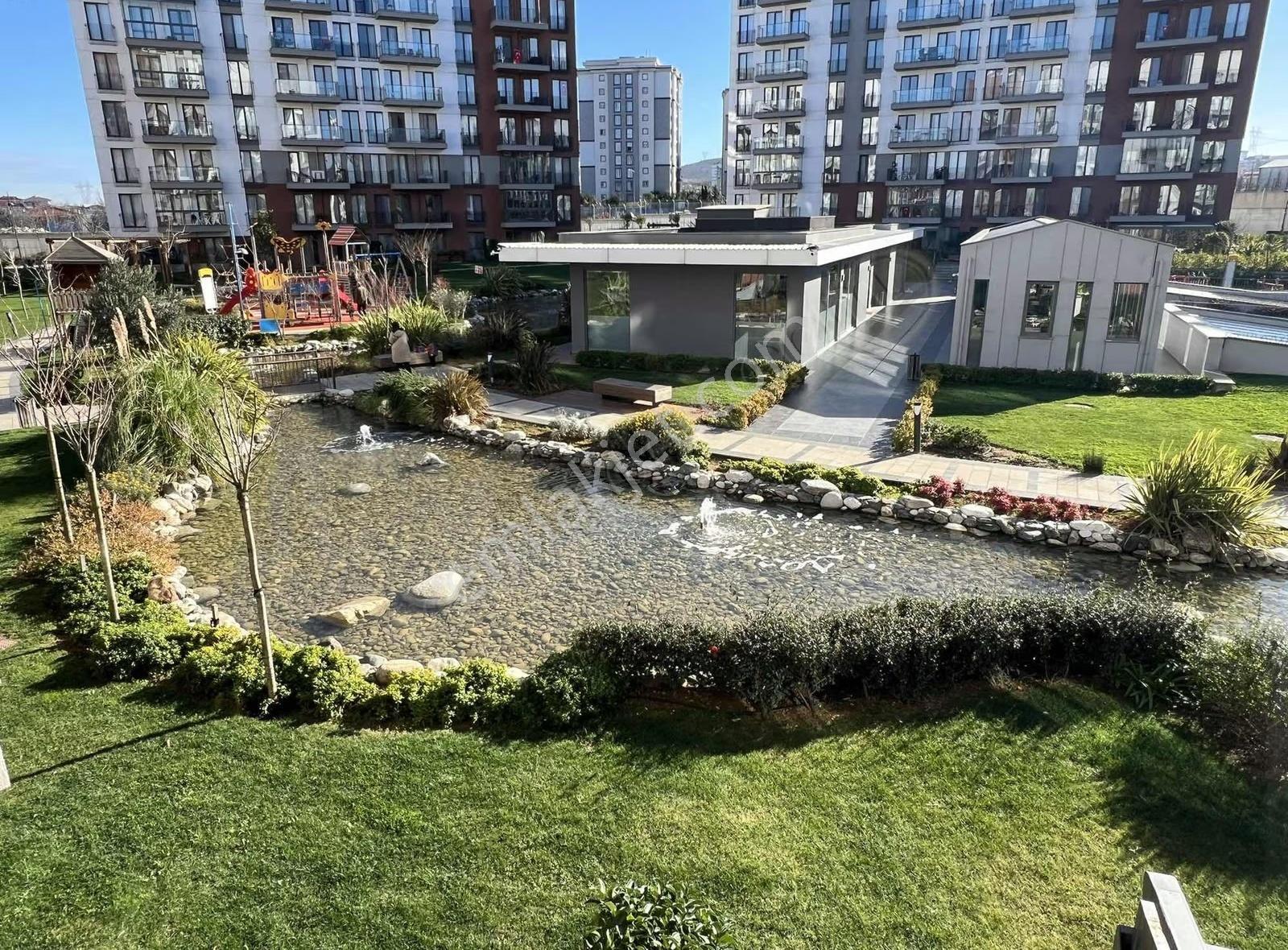 Suryapı Gölbahçe Uzmanı Suna Çakmak'tan Kiralık