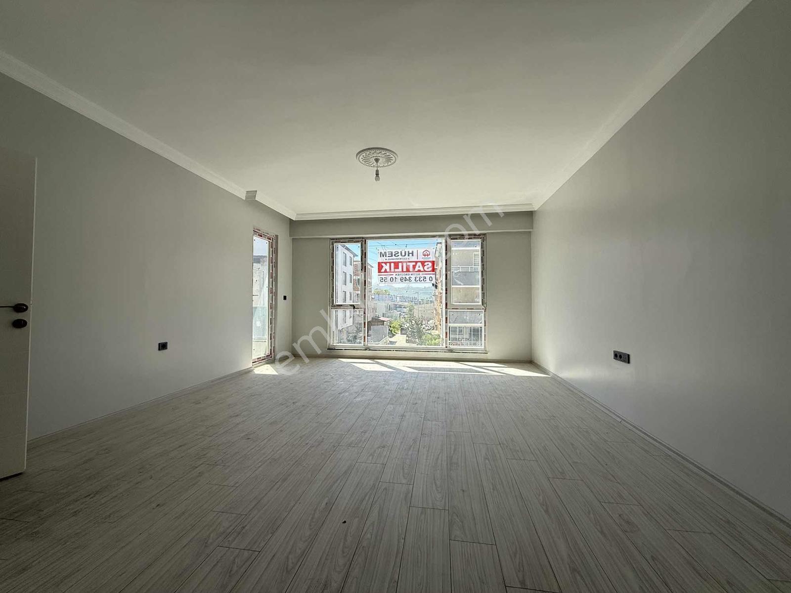 Hüsem Gayrimenkul/salon Mutfak Ayrı 120 M2 3+1 Satılık Daire - Görsel 3