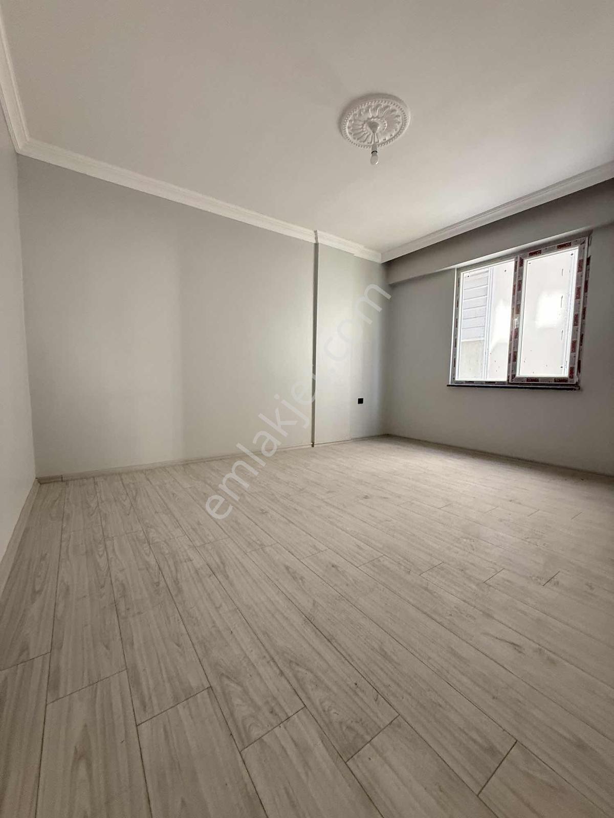 Hüsem Gayrimenkul/salon Mutfak Ayrı 120 M2 3+1 Satılık Daire - Görsel 4