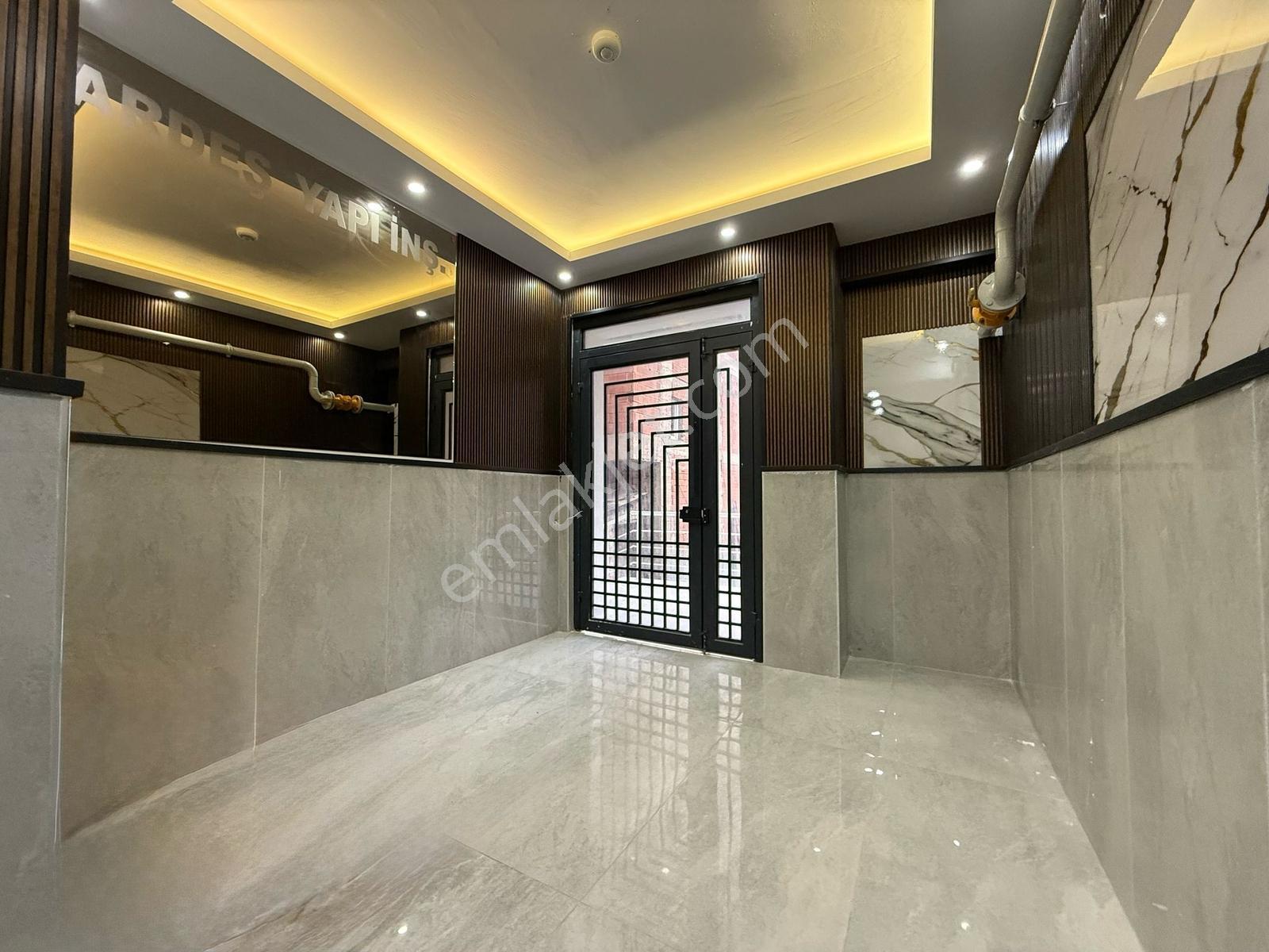 Hüsem Gayrimenkul/salon Mutfak Ayrı 120 M2 3+1 Satılık Daire - Görsel 9