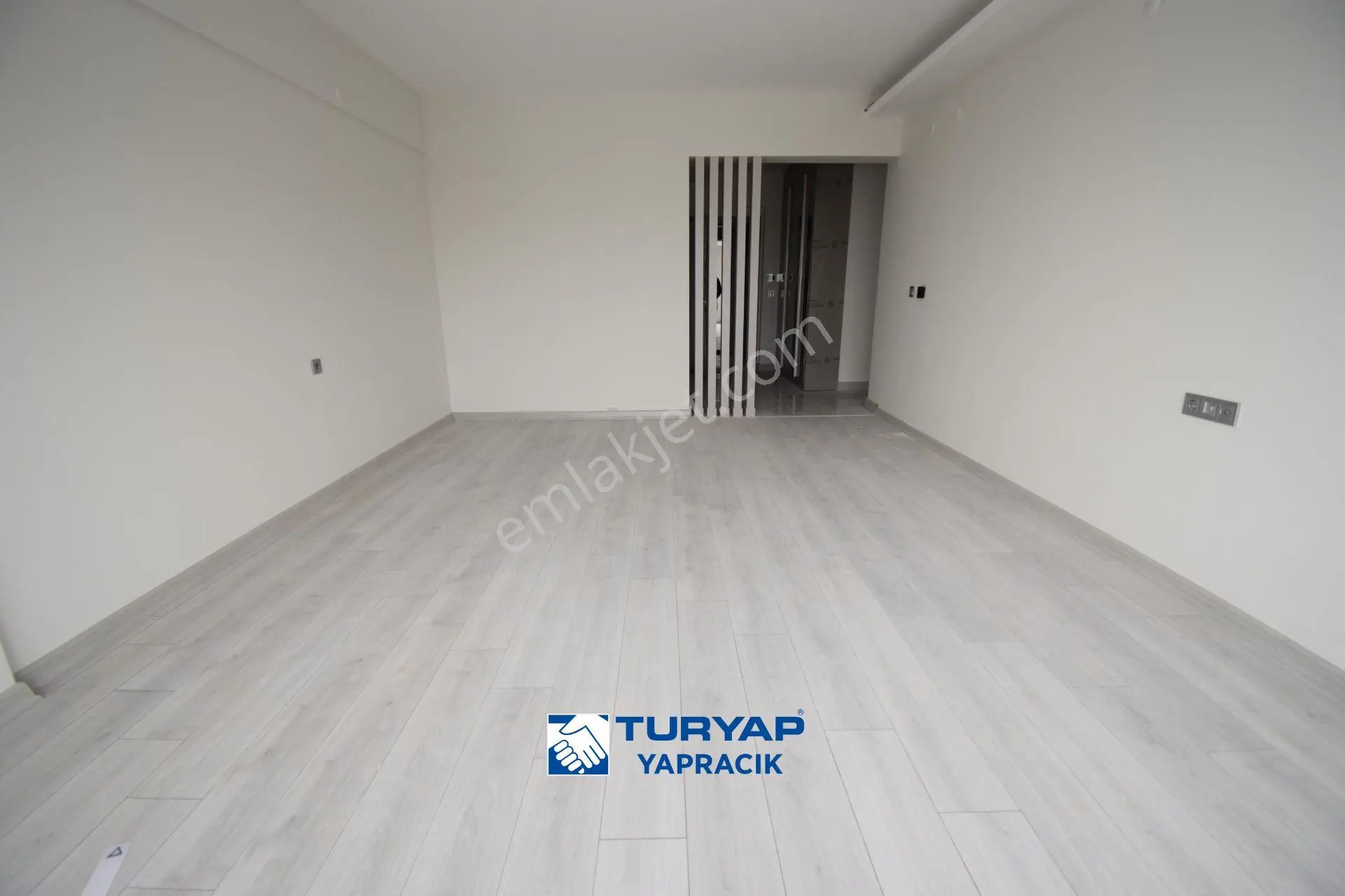 Turyap Yapracık - Tanora Life 'ta Güney Batı Cephe 2+1 Satılık Daire - Görsel 2