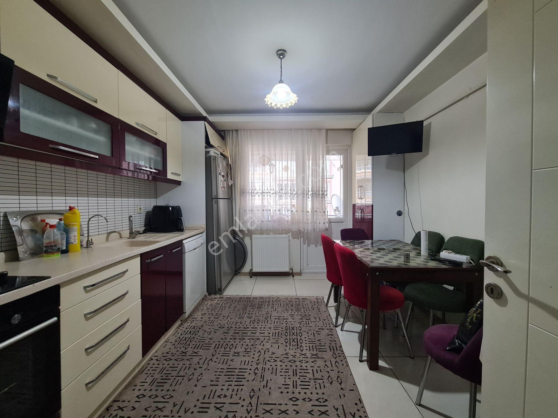 Yılın Fırsatı Sancaktepe'de Teras Balkon & Full Yapılı 140m² 3+1 - Görsel 5