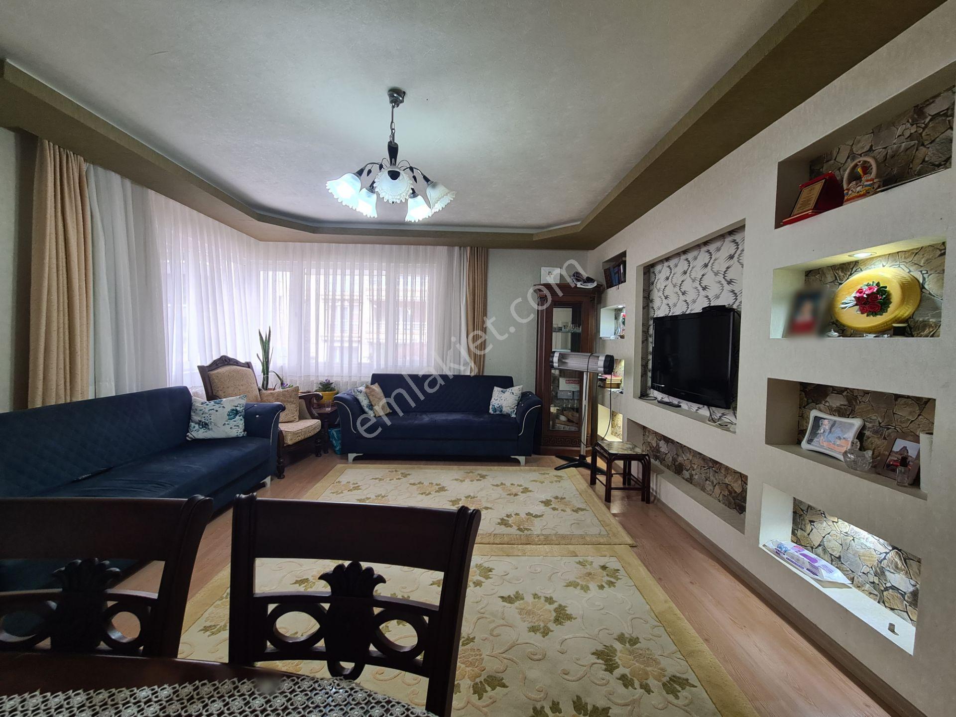Yılın Fırsatı Sancaktepe'de Teras Balkon & Full Yapılı 140m² 3+1 - Görsel 8
