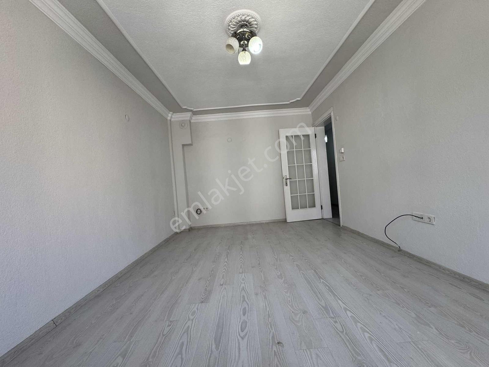 Akın'dan Göksu Mah. Cadde Üzeri Satılık 2+1 85 M2. Arakat Daire - Görsel 4