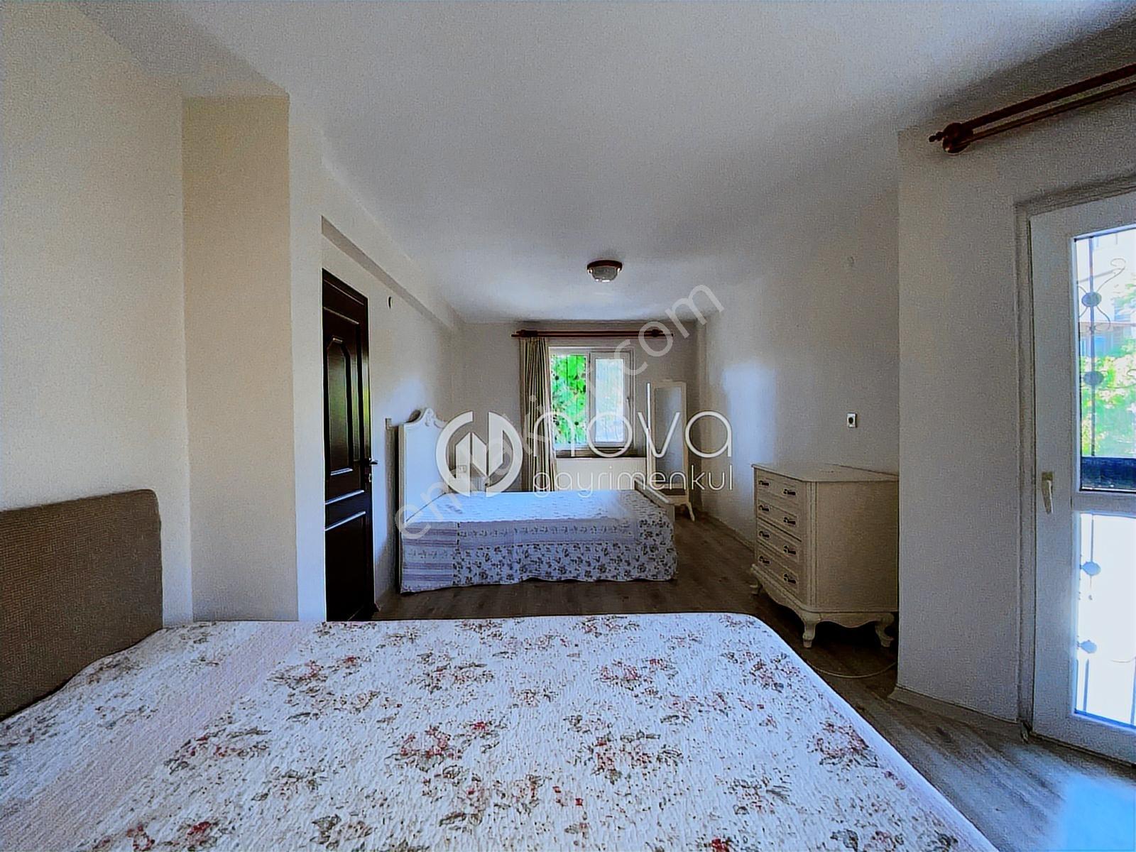 *nova* Çankaya Mah.de Site İçerisinde Satılık 4+1 Tripleks Villa - Görsel 17