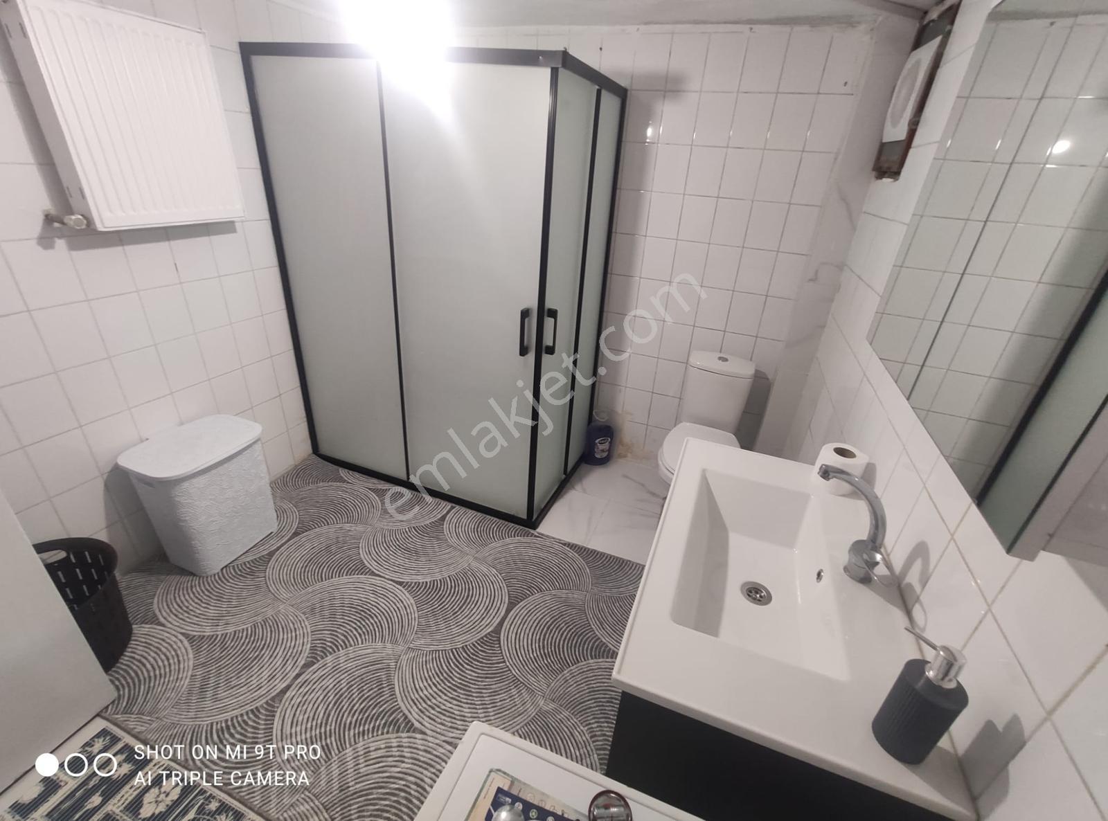 Serdivan Mavi Durakta Depozitosuz Bayanlara Özel Kiralık Apart - Görsel 8