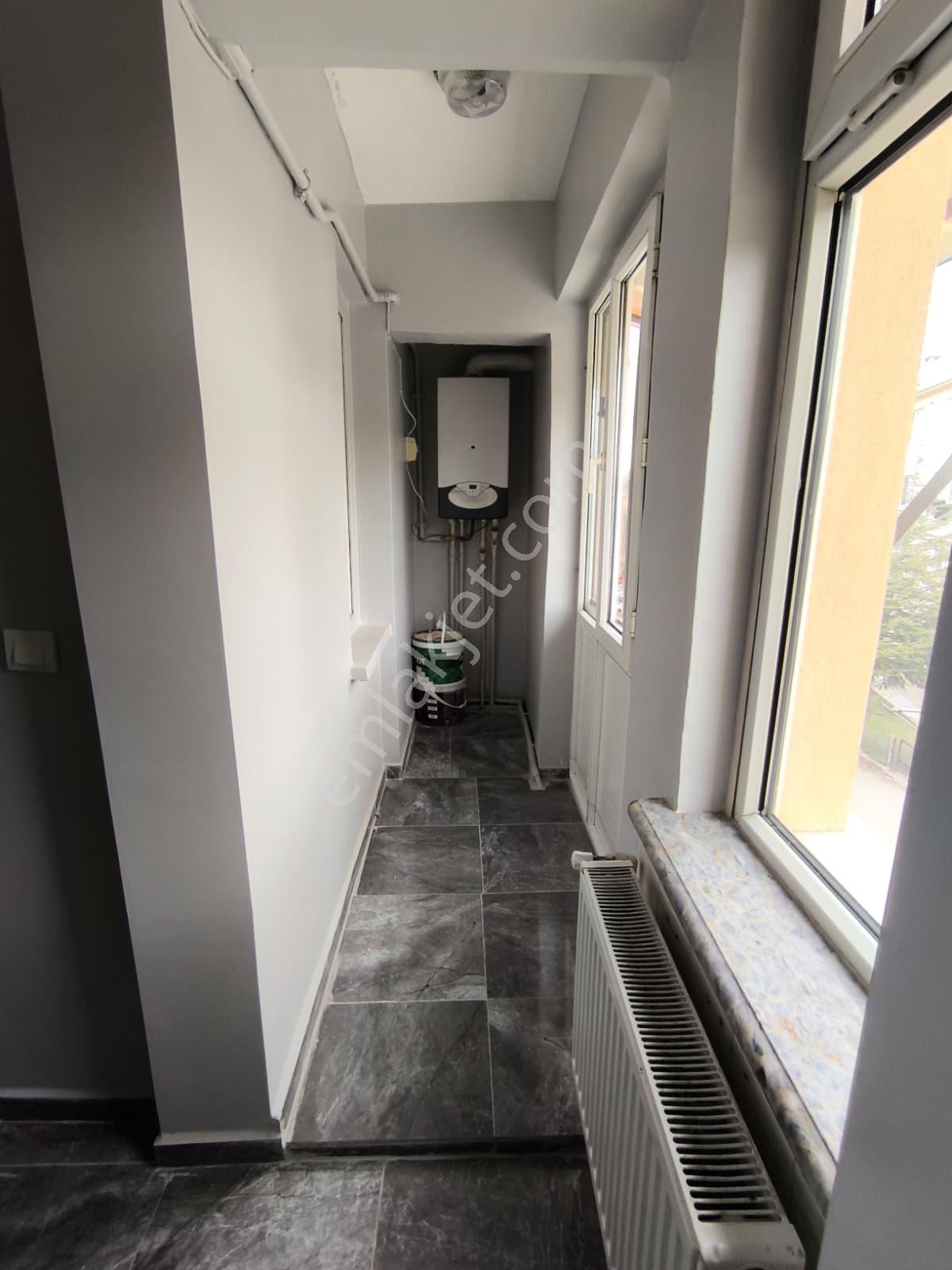 Gultepe Üniversite Evlerinde 2+1 Yenilenmiş Kiralık Daire - Görsel 4