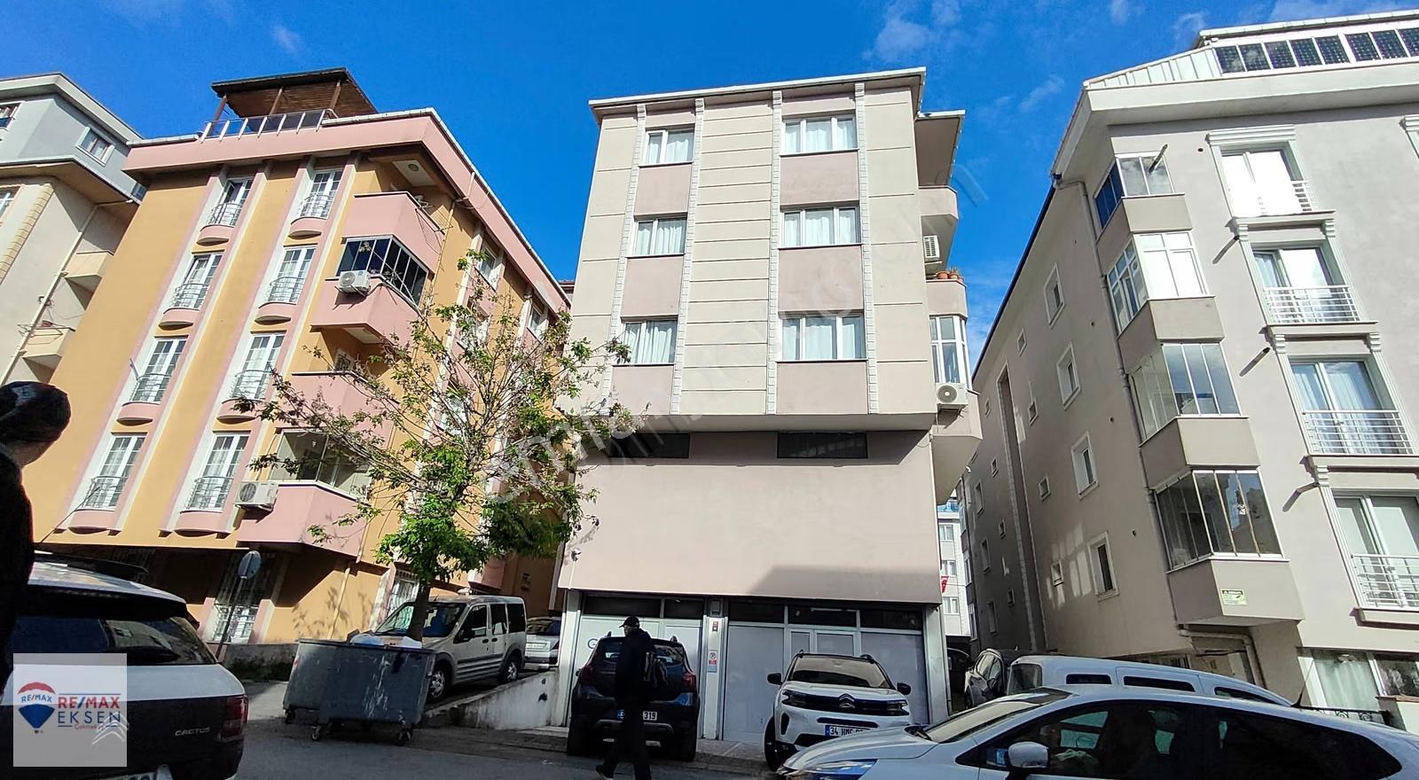 Ümraniye Armağan Evler Ortanca Sokakta Satılık 200 M2 Dükkan/dep - Görsel 19